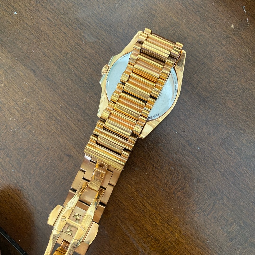 Authentic Rose Gold watch - Picture 4 of 6